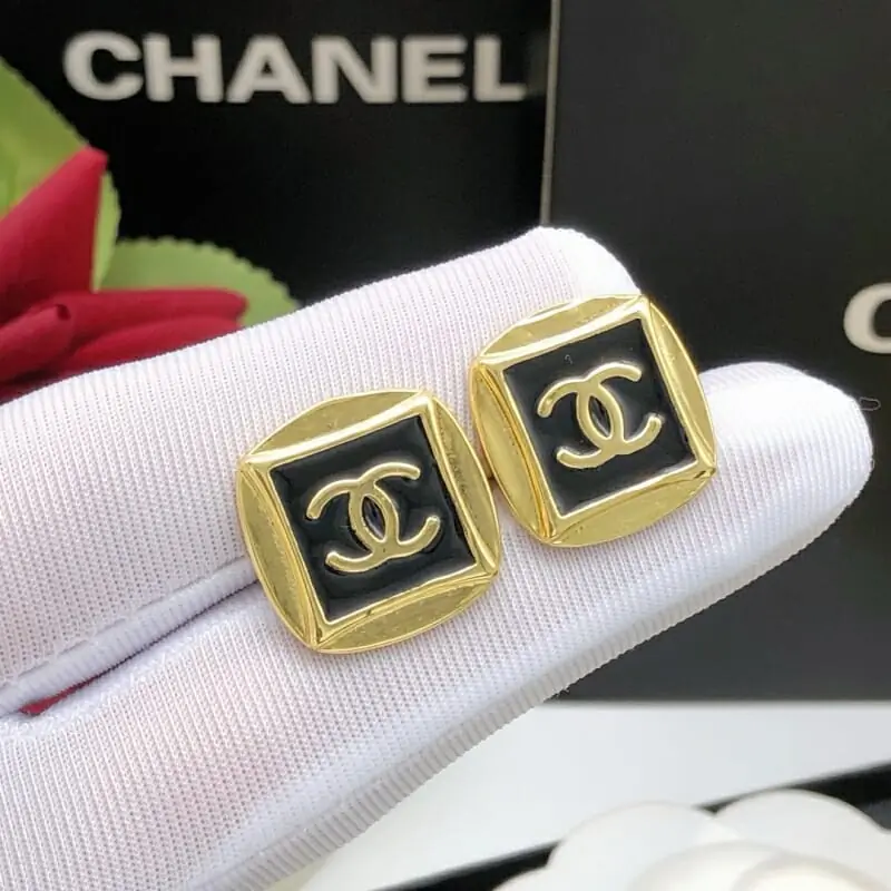 chanel boucles doreilles pour femme s_123a7522